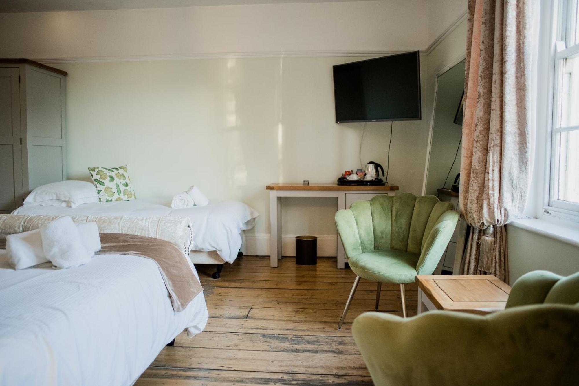 The Grove Ferry Inn Chislet Екстер'єр фото