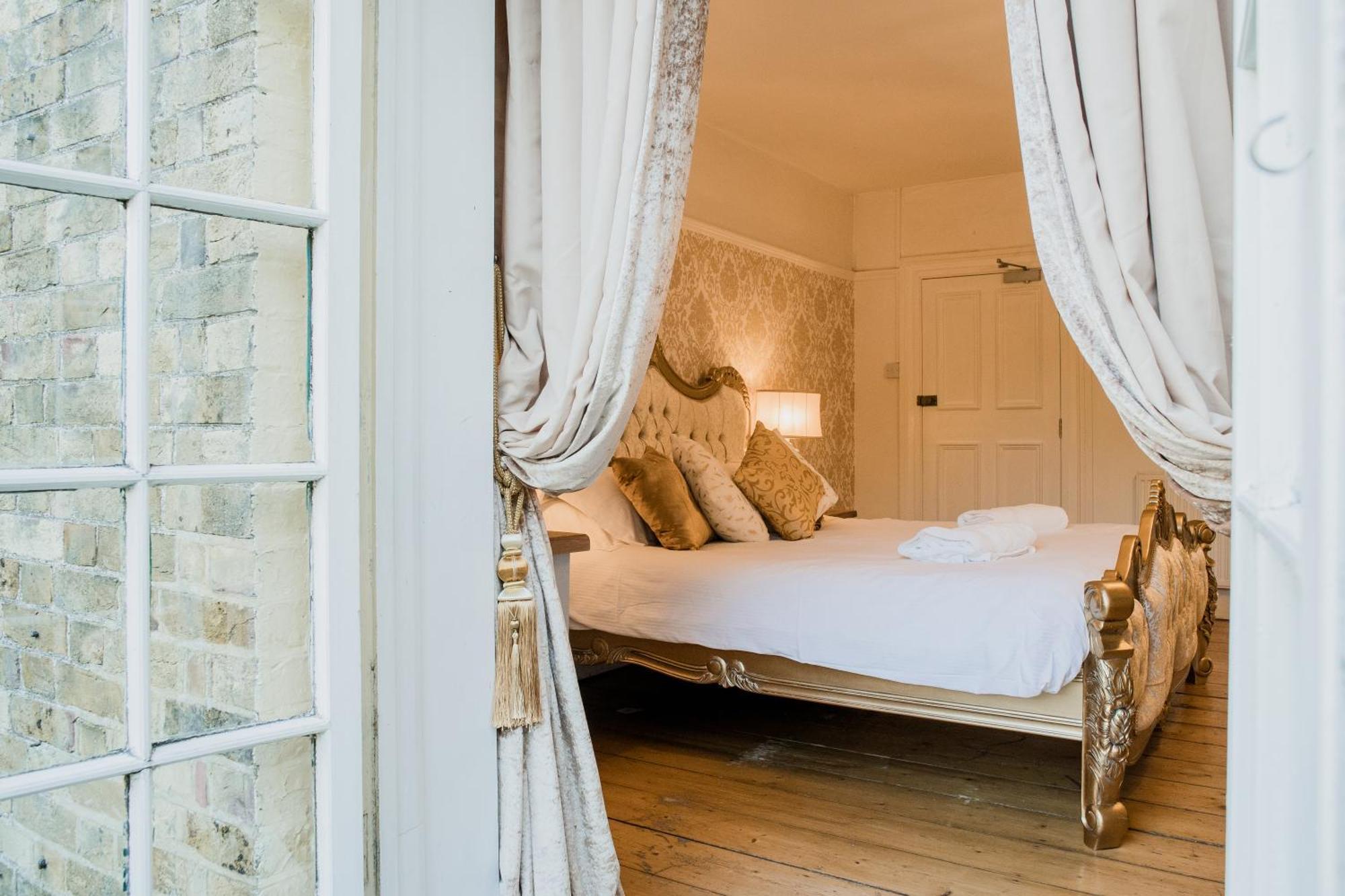 The Grove Ferry Inn Chislet Екстер'єр фото