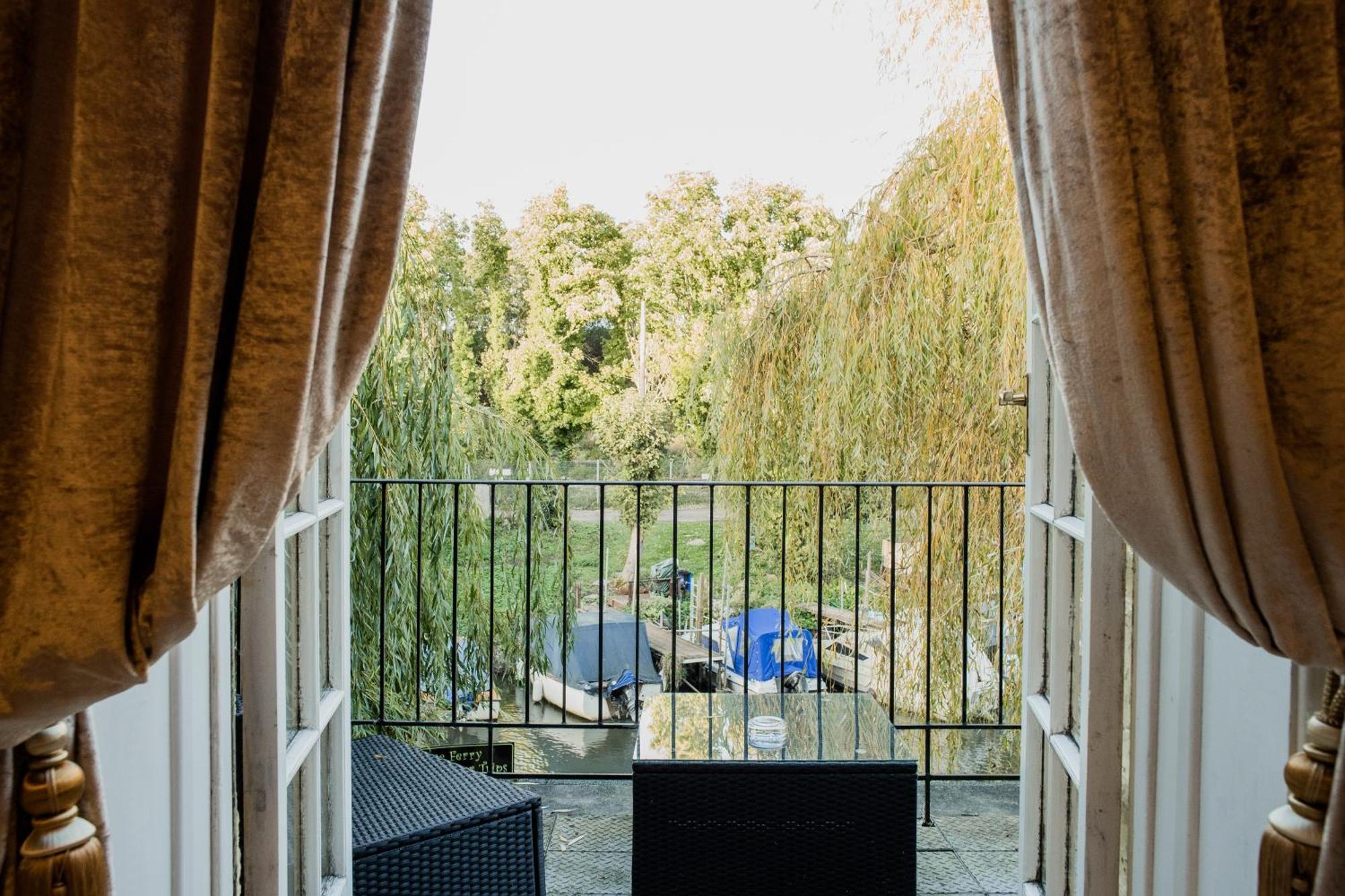 The Grove Ferry Inn Chislet Екстер'єр фото